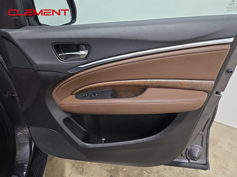 Acura MDX Vehicle Image 33