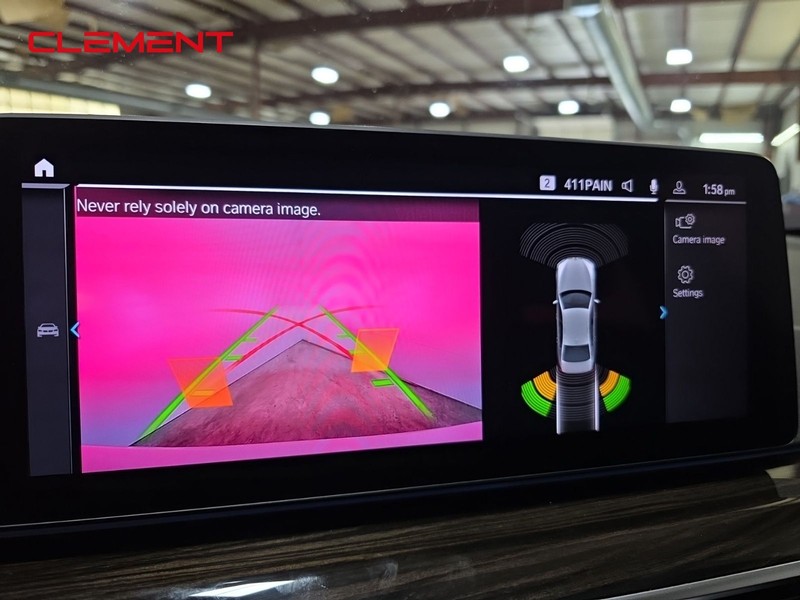 BMW 5 Series Vehicle Image 16