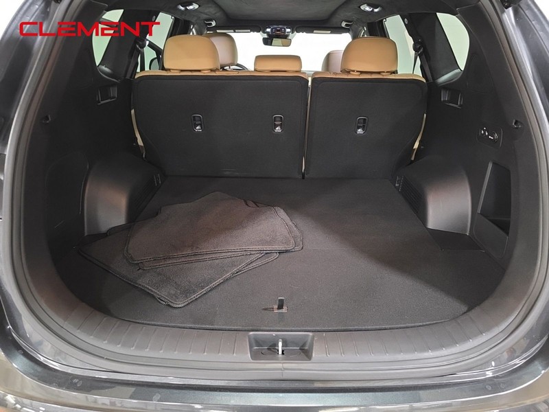 Hyundai Santa Fe Vehicle Image 28