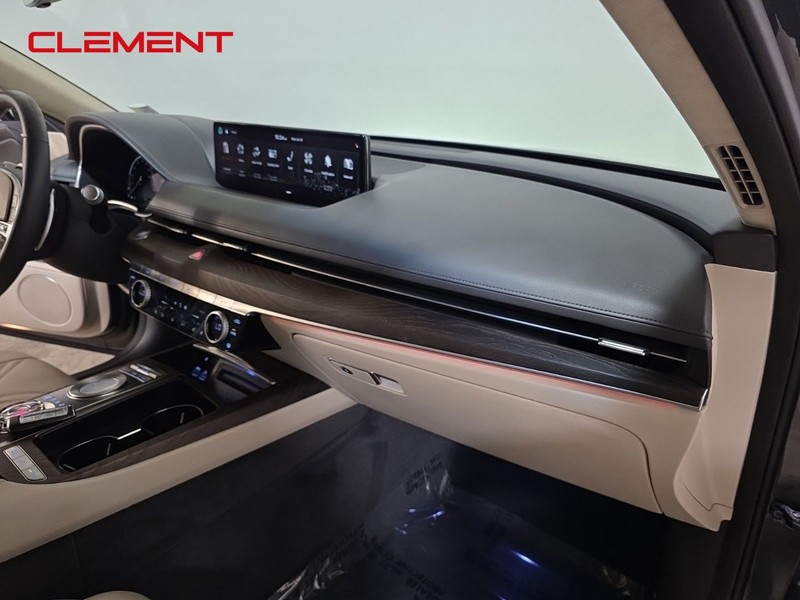 Genesis G80 Vehicle Image 29