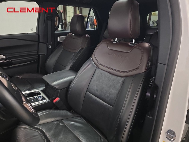 Ford Explorer Vehicle Image 30