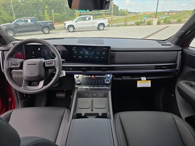 Hyundai Santa Fe Hybrid Vehicle Full-screen Gallery Image 10