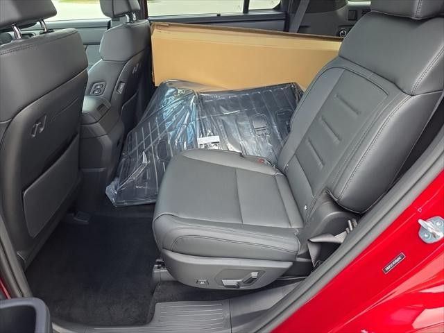 Hyundai Santa Fe Hybrid Vehicle Full-screen Gallery Image 28