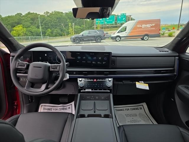 Hyundai Santa Fe Hybrid Vehicle Full-screen Gallery Image 9