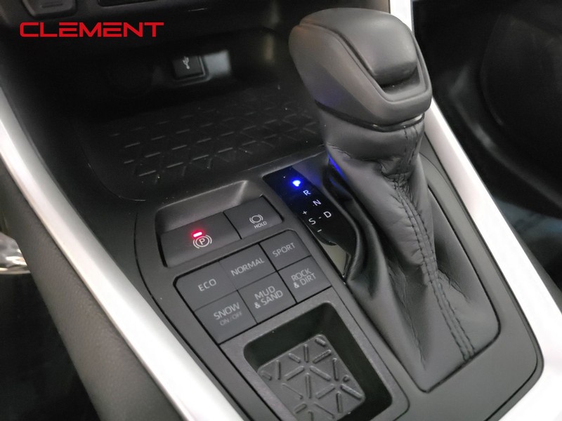 Toyota RAV4 Vehicle Image 19