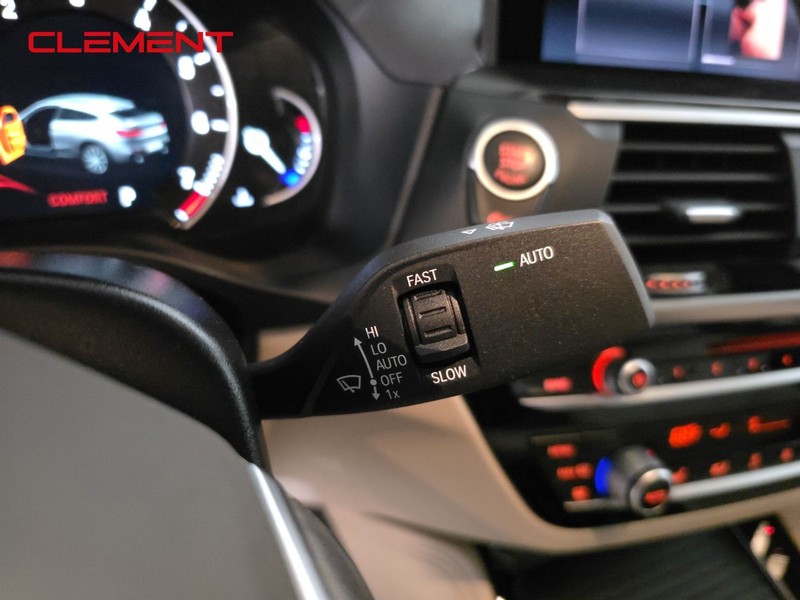 BMW X4 Vehicle Image 13