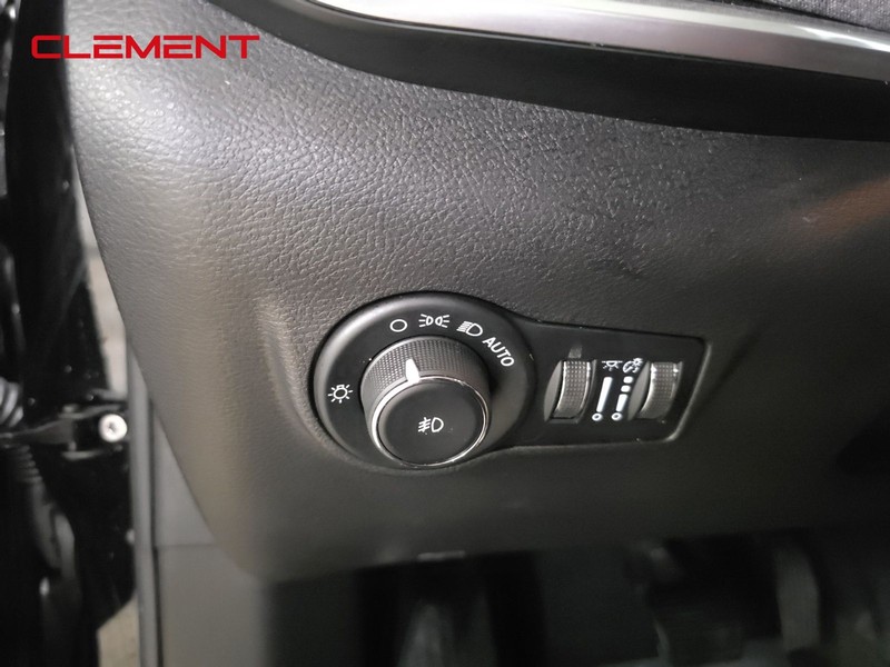 Jeep Compass Vehicle Image 10