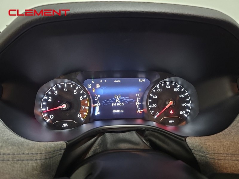 Jeep Compass Vehicle Image 14