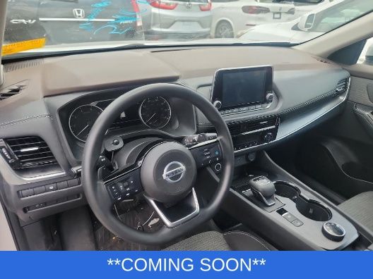 Nissan Rogue Vehicle Image 03