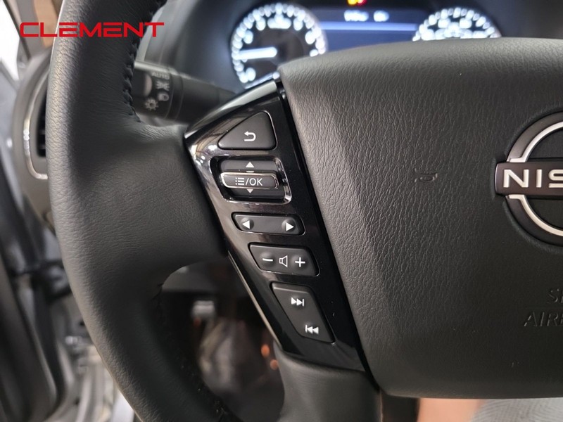 Nissan Armada Vehicle Image 11