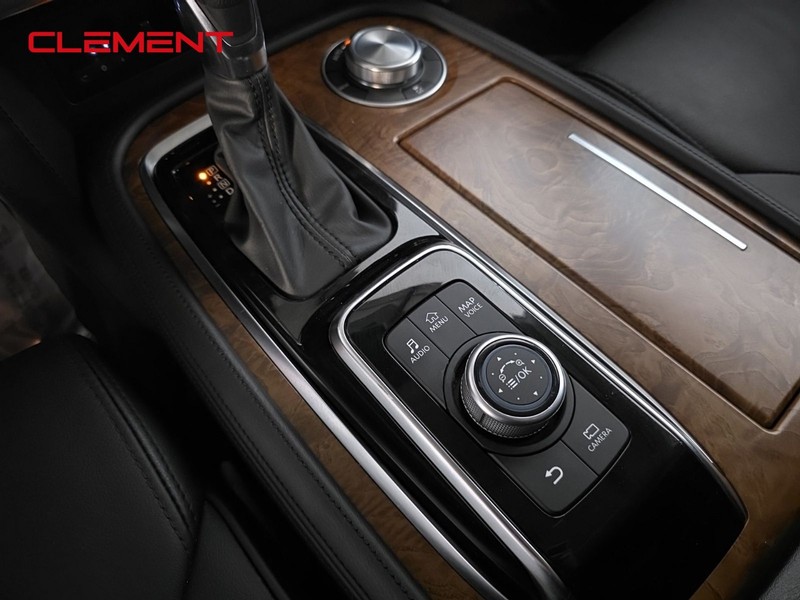 Nissan Armada Vehicle Image 20