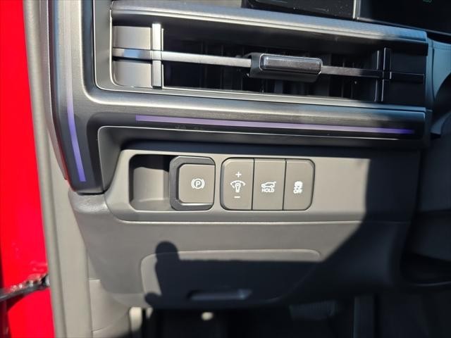 Hyundai Santa Fe Hybrid Vehicle Full-screen Gallery Image 12