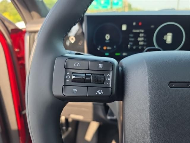 Hyundai Santa Fe Hybrid Vehicle Full-screen Gallery Image 15