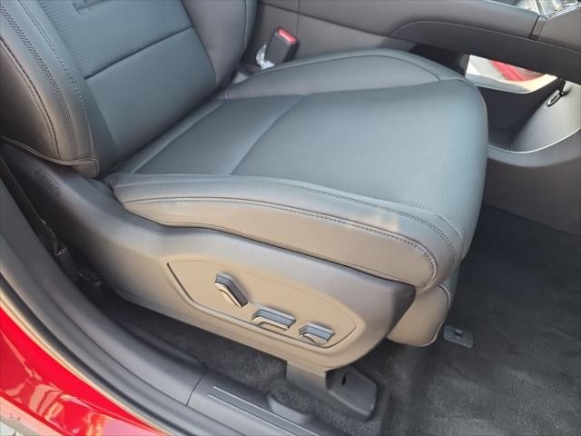 Hyundai Santa Fe Hybrid Vehicle Full-screen Gallery Image 35