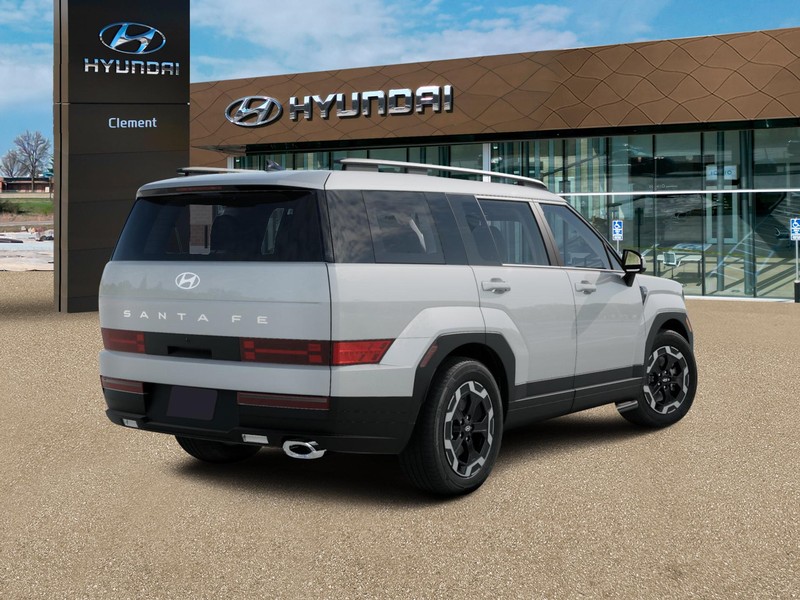 Hyundai Santa Fe Vehicle Full-screen Gallery Image 4