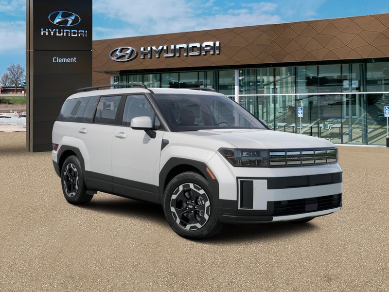 Hyundai Santa Fe Vehicle Full-screen Gallery Image 6