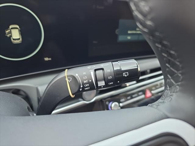 Hyundai Tucson Vehicle Full-screen Gallery Image 15