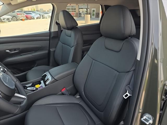 Hyundai Tucson Vehicle Full-screen Gallery Image 26