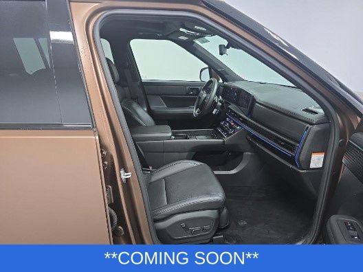 Hyundai Santa Fe Hybrid Vehicle Image 04