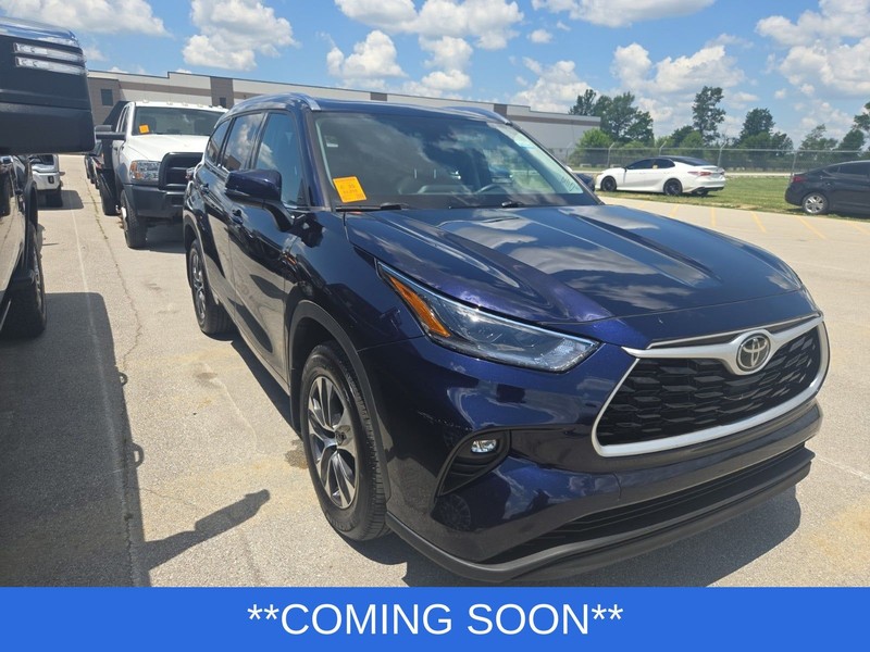 Toyota Highlander Vehicle Image 02