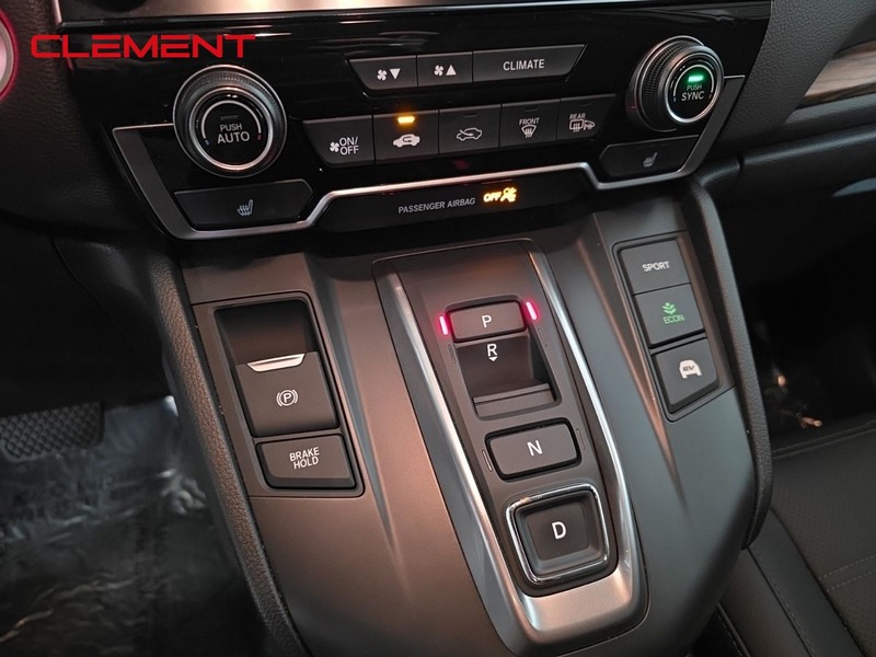 Honda CR-V Hybrid Vehicle Image 17