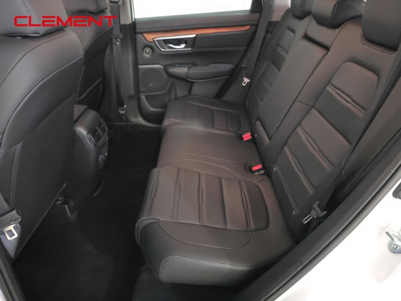 Honda CR-V Hybrid Vehicle Image 25
