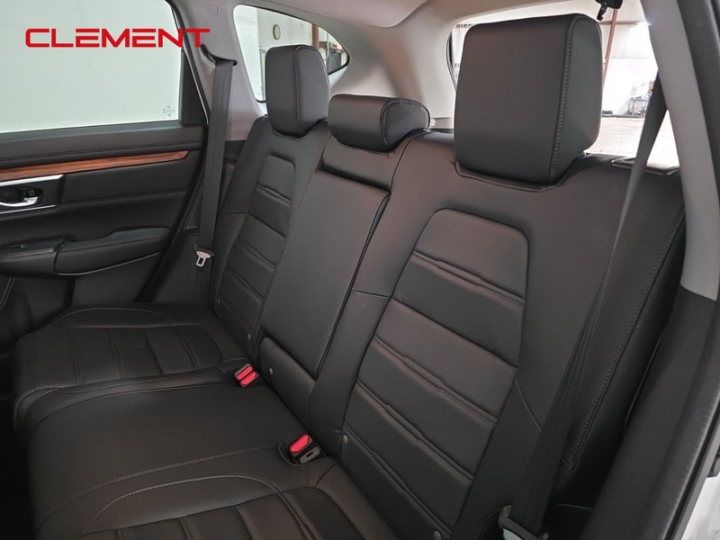 Honda CR-V Hybrid Vehicle Image 26