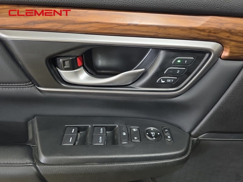 Honda CR-V Vehicle Image 22