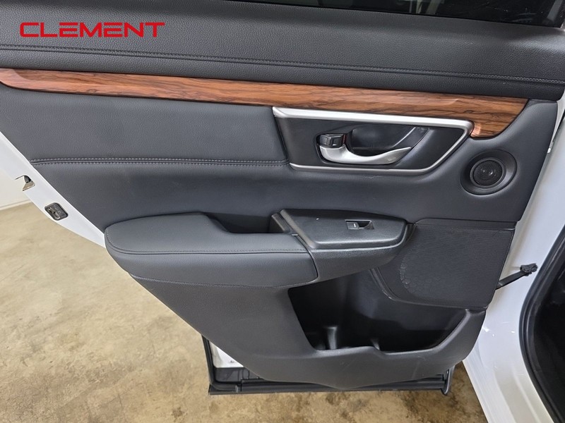 Honda CR-V Vehicle Image 26