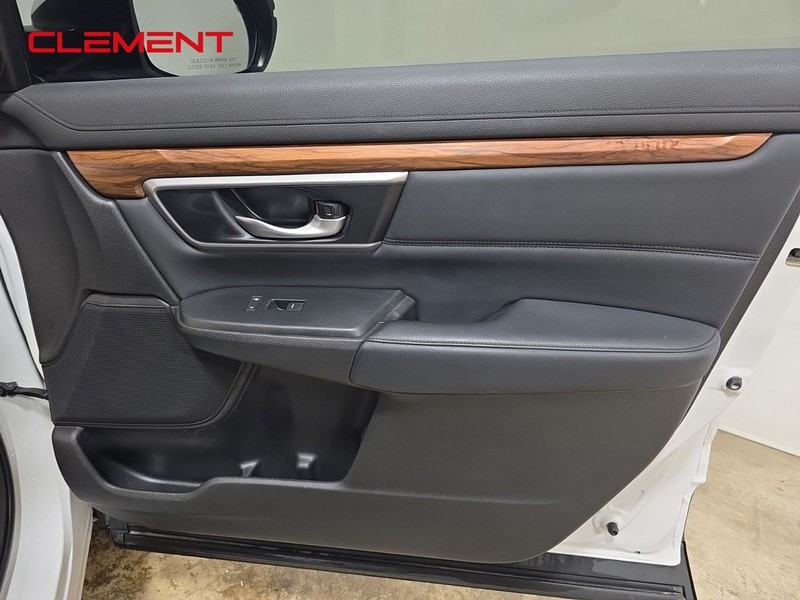 Honda CR-V Vehicle Image 32