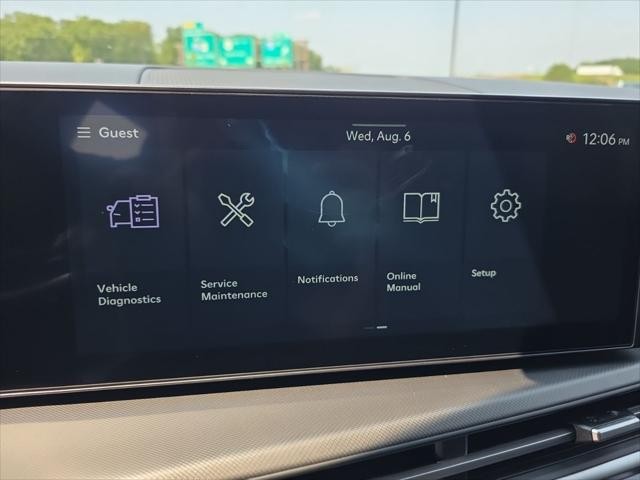 Hyundai Santa Fe Hybrid Vehicle Full-screen Gallery Image 19