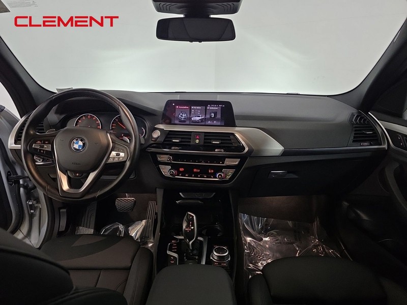 BMW X3 Vehicle Image 09