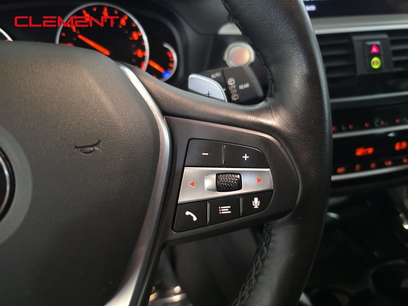 BMW X3 Vehicle Image 12