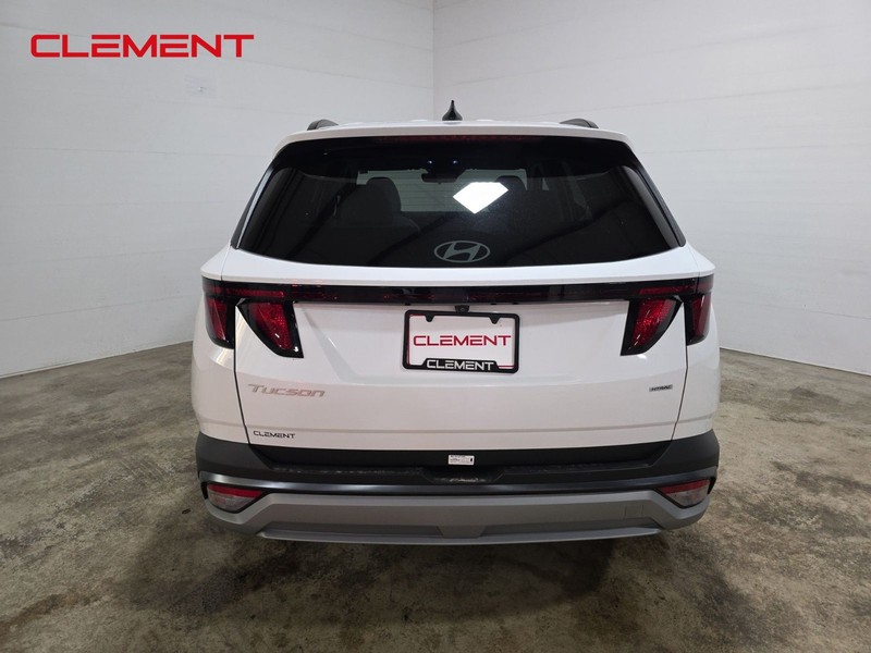 Hyundai Tucson Vehicle Image 07