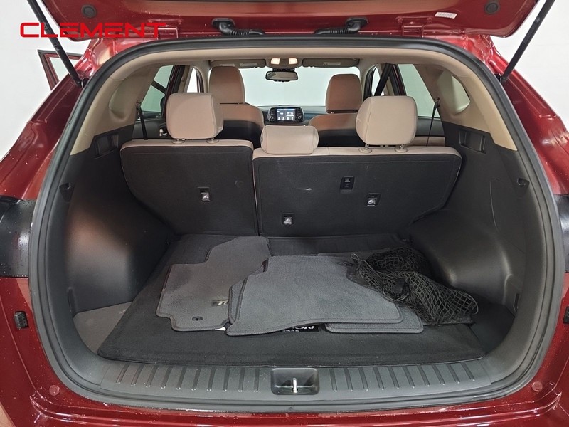 Hyundai Tucson Vehicle Image 24