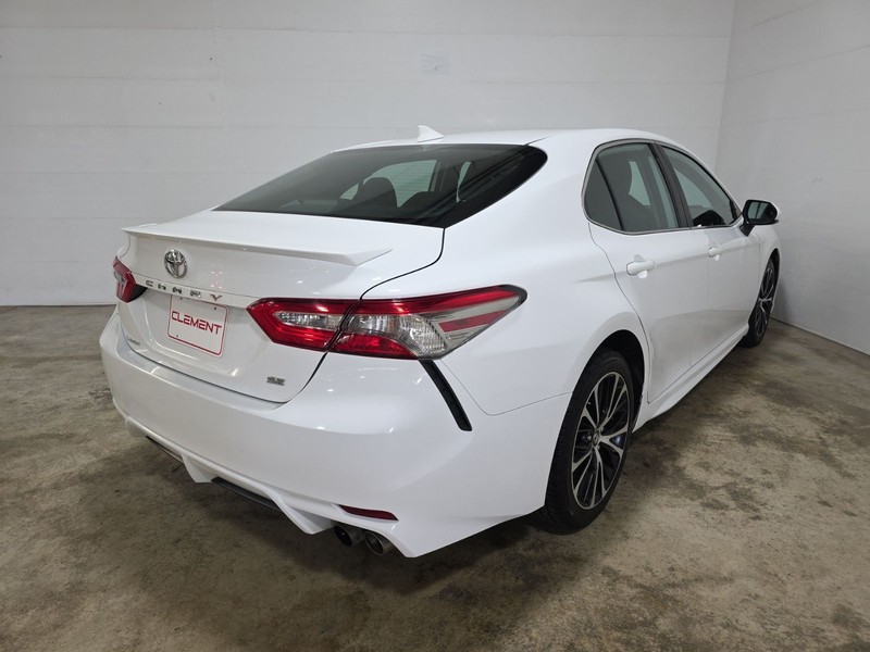 Toyota Camry Vehicle Image 06