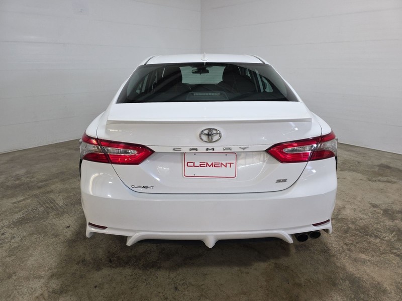 Toyota Camry Vehicle Image 07