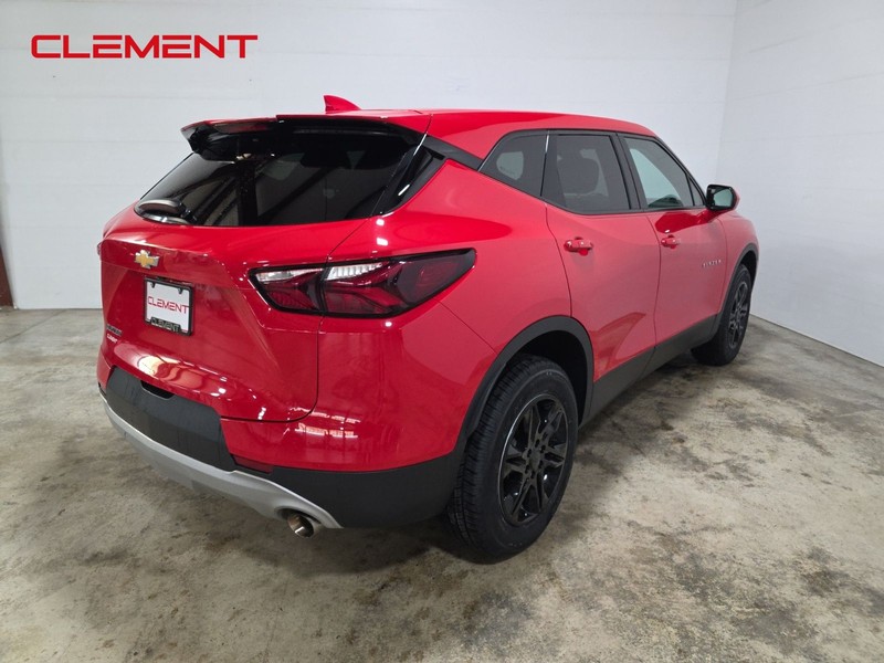 Chevrolet Blazer Vehicle Image 06