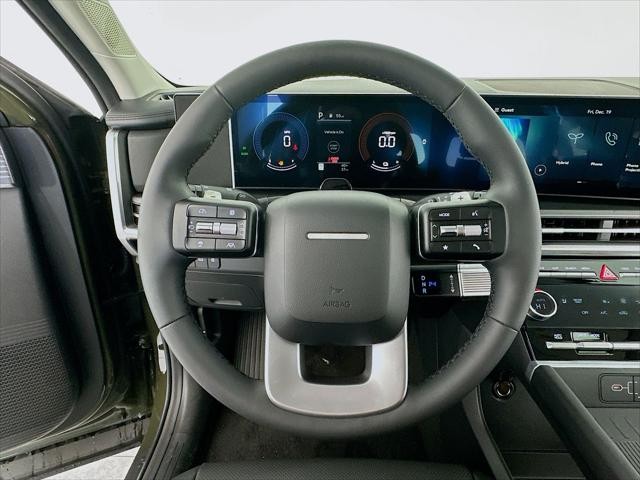 Hyundai Santa Fe Hybrid Vehicle Image 13