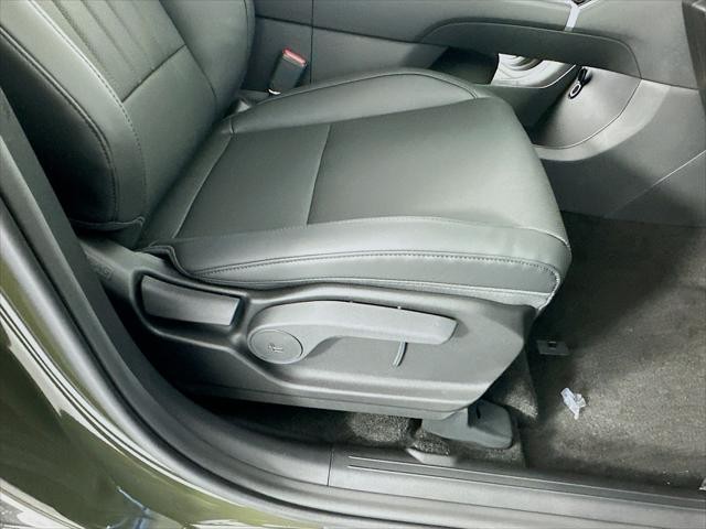 Hyundai Santa Fe Hybrid Vehicle Image 28