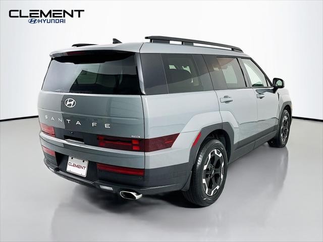 Hyundai Santa Fe Vehicle Full-screen Gallery Image 6