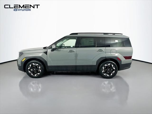 Hyundai Santa Fe Vehicle Full-screen Gallery Image 4