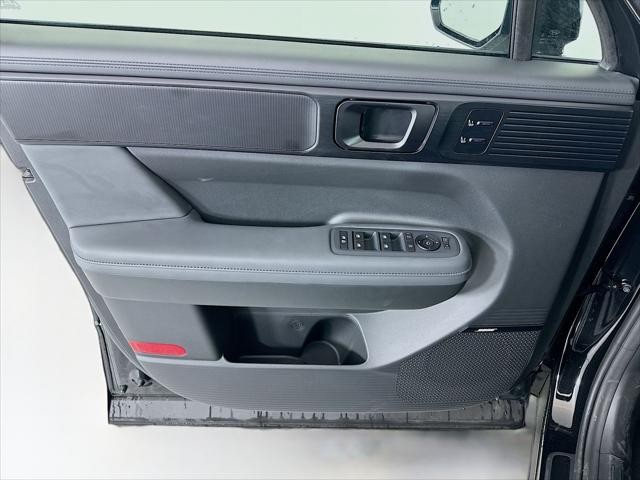 Hyundai Santa Fe Hybrid Vehicle Image 25