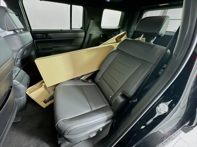 Hyundai Santa Fe Hybrid Vehicle Image 29