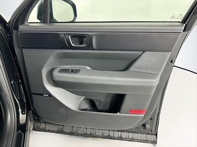 Hyundai Santa Fe Hybrid Vehicle Image 32