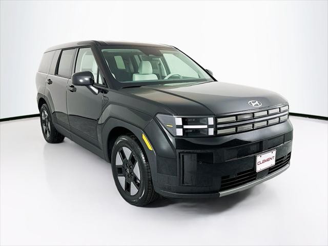 Hyundai Santa Fe Hybrid Vehicle Full-screen Gallery Image 3