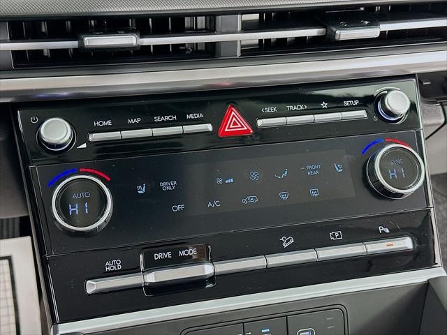 Hyundai Santa Fe Hybrid Vehicle Image 19