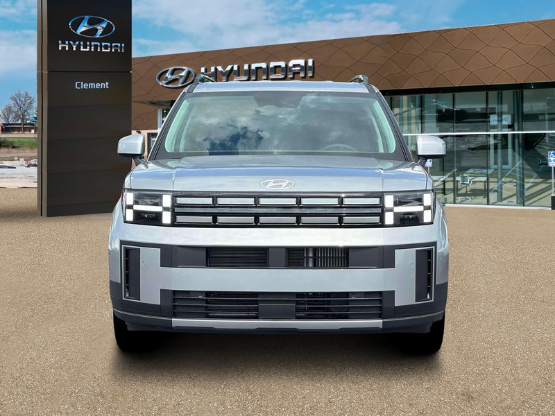 Hyundai Santa Fe Hybrid Vehicle Full-screen Gallery Image 12