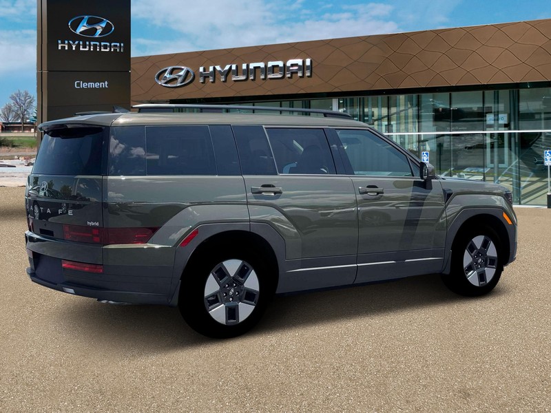 Hyundai Santa Fe Hybrid Vehicle Full-screen Gallery Image 8