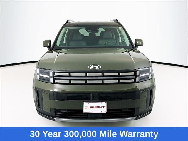 Hyundai Santa Fe Hybrid Vehicle Image 02